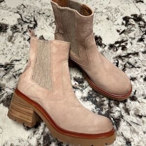Sofft Jordie Chelsea Boots